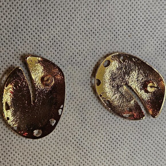 Vintage enamel Earrings - Picture 2 of 3